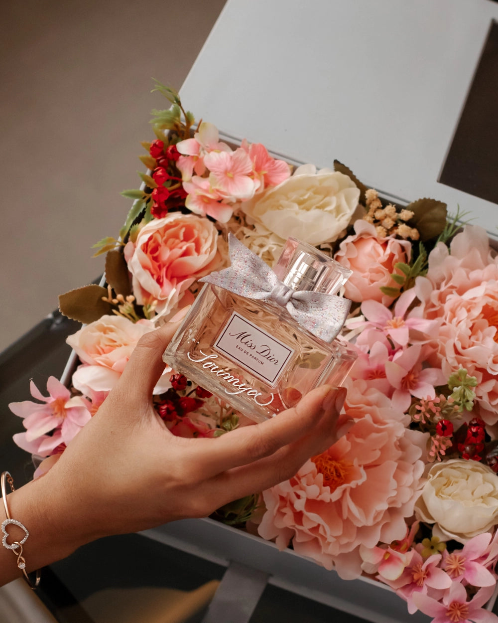 Useful Gift for Mom That's Thoughtful and Timeless – The Knot Company