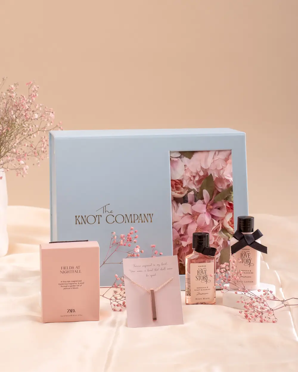 Best Gift for Mother on Mother's Day – Make Her Smile – The Knot