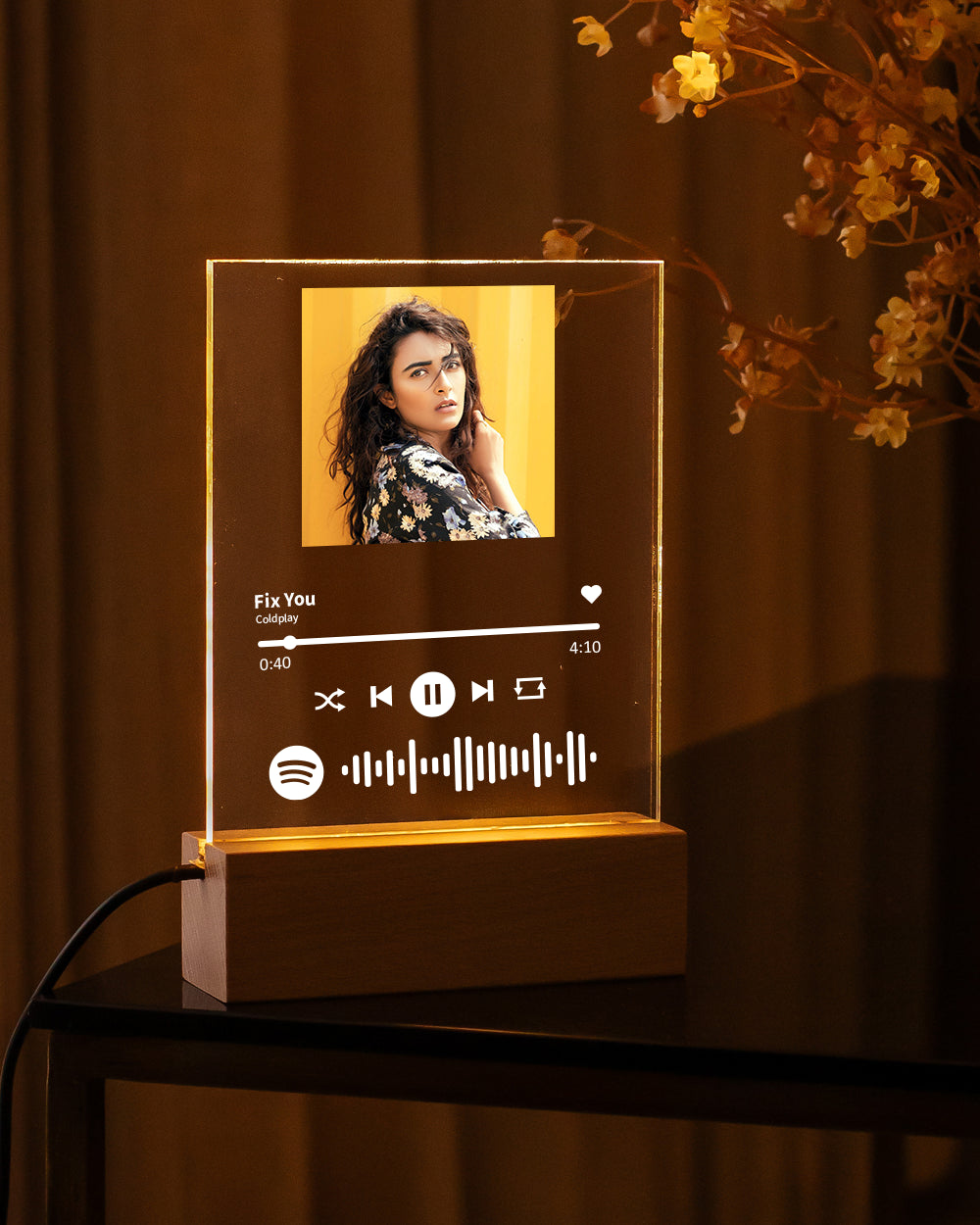 Personalized Spotify Song & Photo LED Lamp – The Knot Company